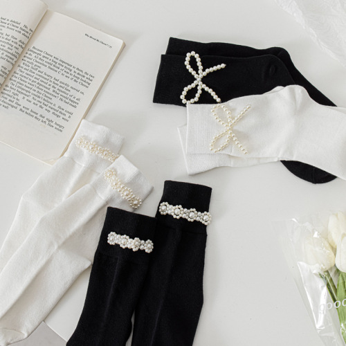 Autumn and Winter New Pearl Ornament Female Cotton Middle Tube Socks Sweet Fresh Cute Japanese Style Internet Hot Fashionable Simple Solid Color