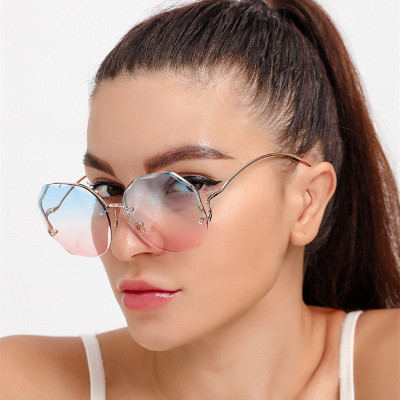 New Fashion Brown Gradient Sunglasses Women's Frameless Trimming Multi-Deformation Metal Arc-Shaped Sunglasses UV400