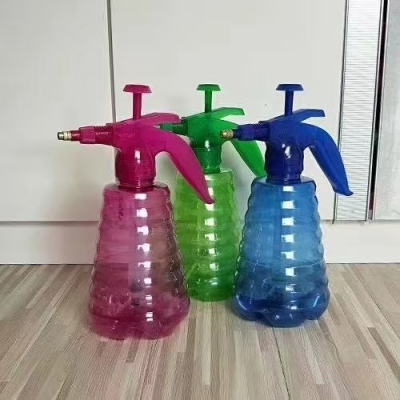 Pneumatic Watering Spray Bottle Watering Can Gardening Small Watering Pot Sprayer Sprinkling Can