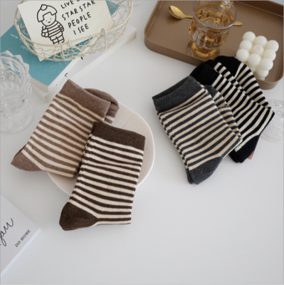 Women's Socks Japanese Style Stripe Women's Mid Tube Stockings Korean Cute Trendy Stockings Retro Color Bunching Socks