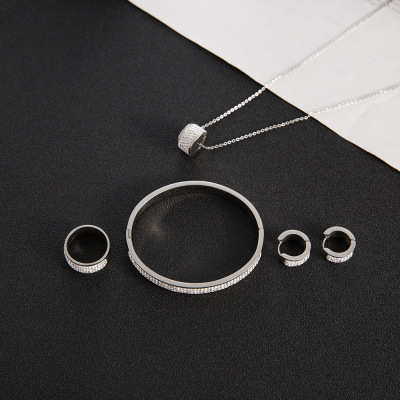 European And American Middle East Fashion Ornament Stainless Steel Bracelet Pendant Personalized Ear Clips Popular Ring Czech Brick