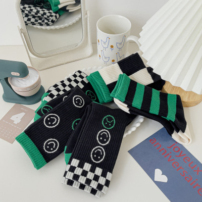 Chessboard Plaid Smiley Face Socks for Women Ins Trendy Black and White Classic Plaid Long Socks Cotton Color-Matching Striped Couple Mid-Calf