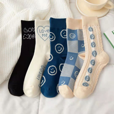 21 Autumn and Winter New Female Middle Tube Socks Blue Trendy Smiley Plaid Japanese Cute Long Socks Korean Ins Academic Style Socks