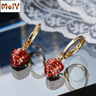 Meiyu Japanese, Korean, European and American Cross-Border Sold Jewelry Fresh Simple Graceful Fruit Strawberry Painting Oil Earrings Female Glossy Ear Clip