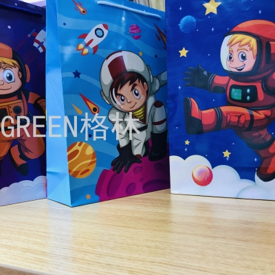 Cartoon Gift Bag Paper Bags, Boys and Girls Gift Bag Coated Paper Bags Birthday Gift Bag Gift Bag