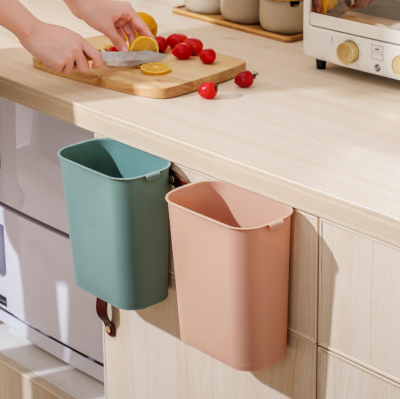 Kitchen Wall-Mounted Trash Can