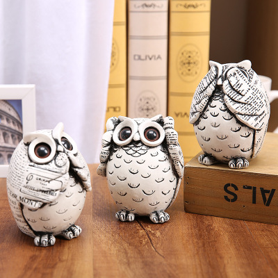 INS Owl Decoration European-Style Home Decorations Creative Retro Distressed Simulation Owl Resin Crafts