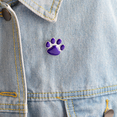 Popular Purple Dog's Paw Brooch Backpack Accessories Denim Badge Brooch Wholesale Enamel Brooch Custom
