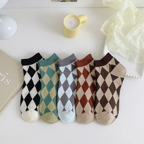 Korean Fashion Diamond Grid socks Spring and Summer New Contrast Color Short Cotton Socks Women‘s Casual Trendy Sports Socks Wholesale 