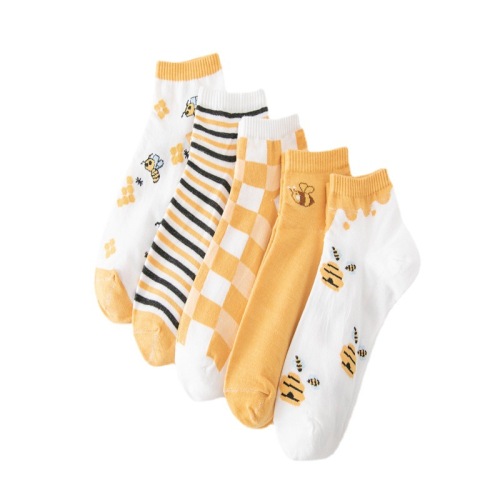 socks women‘s autumn ins fashion spring， autumn and winter low-cut socks cute cartoon ankle socks summer short socks wholesale