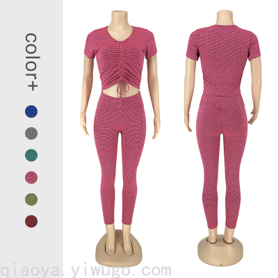 New Factory Wholesale Pineapple Plaid Seersucker Short Sleeve Cropped Yoga Pants Suit Gym Running Sportswear for Women