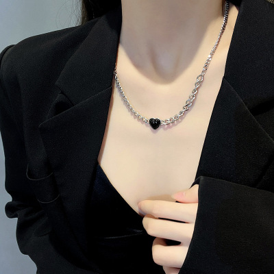 Korean Style Ins Wind Black Love Hip Hop Titanium Steel Necklace Design Sense Minority All-Match Clavicle Chain Cold Style Pendant