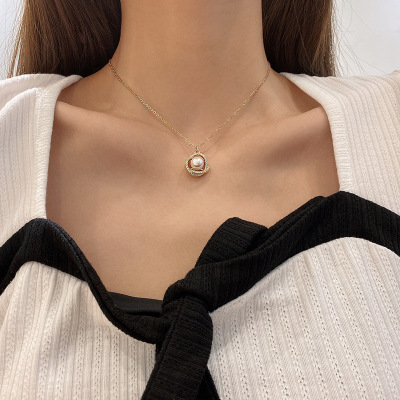 Titanium Steel Pearl Necklace Female Clavicle Chain Elegant Korean Simple round Ring Necklace Pendant 2020 New Fashion Ornament