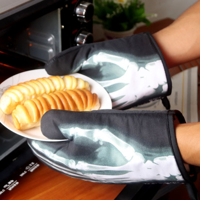 Cross-Border Amazon Banana Baseball Gloves Microwave Oven Insulation High Temperature Resistant Baking Anti-Hot Gloves Wholesale Factory