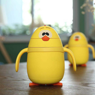 Ya Fei Qi Chicks Straw Thermal Insulation Cup Infant Cup Cartoon Children 'S Cups Creative Gift Manufacturer