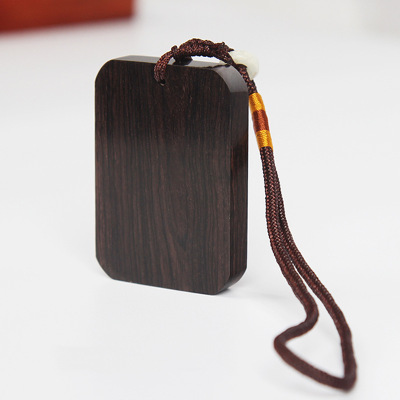 Sandalwood Carving Four Or Six Brands Polished Small Leaf Rosewood Arborvitae Lucky Pendant Wood Samples with Flat Holes
