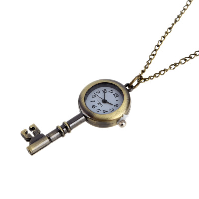 Factory Direct Supply All Kinds of Retro Small Pocket Watch Pendant Gift Wholesale Retro Nostalgic Pocket Watch Bronze Necklace