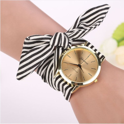 Wish New Strap Watch Women's Striped Fabric Craft Strap Student Watch Fashion Trend Quartz Watch Wholesale