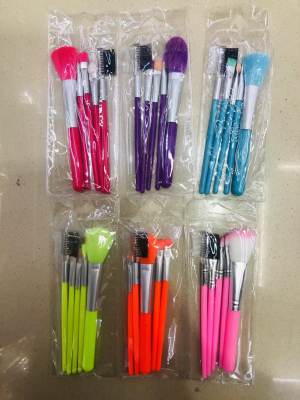 PVC Packaging 5 PCs Brush Suit Makeup Brush KT Pink Cat Convenient and Convenient to Carry...