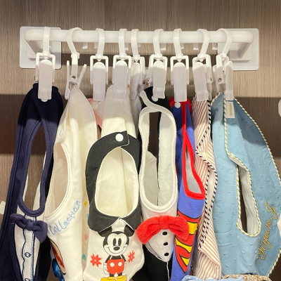 Hanging Hat Storage Fantastic Punch-Free Hook Multi-Functional Storage Rack Wardrobe Children Baby Saliva Square Towel Clip