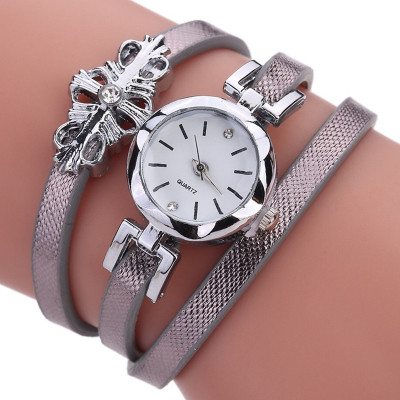 Factory Wholesale 2019 New Watch Women's Fashion Trend Simple Quartz Watch Retro Trendy Flower Student's Watch