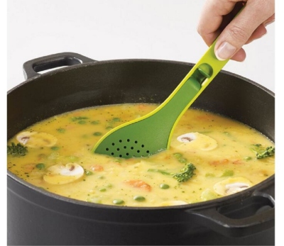 Aj19-t814 Kitchen Innovative Seasoning Spoon Spoon with Lid Soup Bag Bouilli Seasoning Box Multifunctional