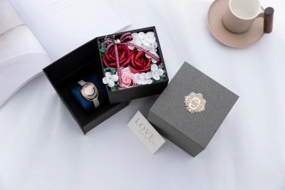 Double-Layer Rotating Soap Flower Gift Box Necklace Rose Flower Box Birthday Gift Valentine's Day Gift Box