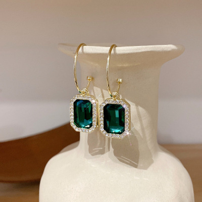 Sterling Silver Needle Retro Korean Style Personalized Emerald Earrings Women 'S Geometric High Sense Refined Rhinestone Earrings Ear