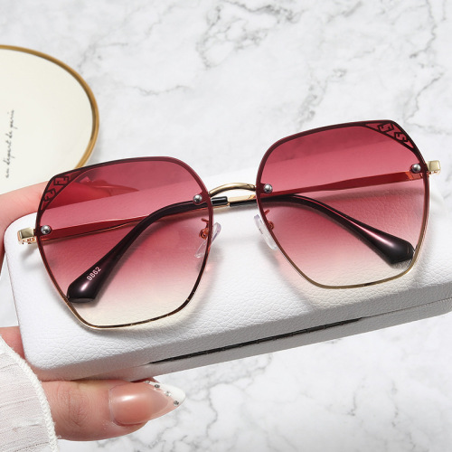 korean style elegant polygon women‘s sunglasses mixed batch metal glasses leg fashion retro sunshade sunglasses