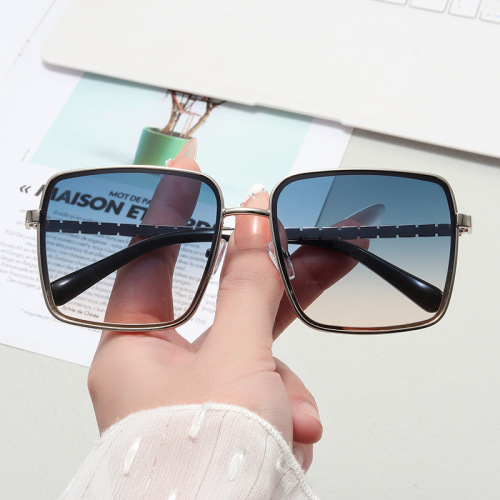 2022 new large frame metal large frame internet celebrity sunglasses women‘s fashionable concave shape wear sunglasses outdoor sun protection