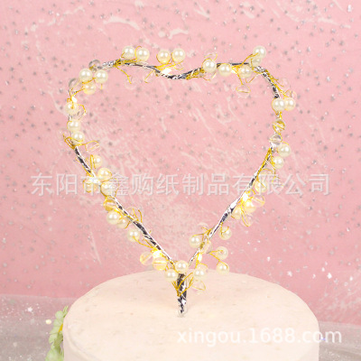 Exquisite Heart Shape with Diamond Cake Decorative Insertion Bright Gold Transparent Crystal Pearl Heart High-Profile Figure Cake Decoration