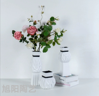 Modern Minimalist Irregular Stripe Ceramic Vase Flower Arrangement Decoration Home Sample Room Soft Decoration