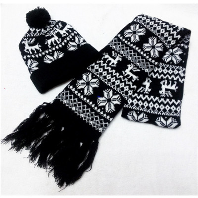 Korean Style New Thickened Warm Hat Christmas Deer Snowflake Knitted Hat Ear Protection Tassel Hat Scarf Set