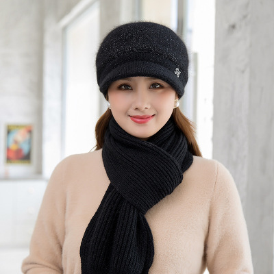 New Winter Mom Style Hat Women's Fleece-Lined Warm Middle-Aged and Elderly Hat Scarf Gloves Set Windproof M Standard Knitted Hat