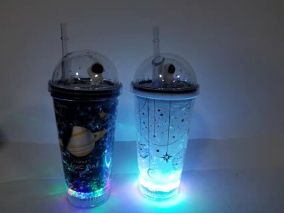 Creative Double Layer with Light Plastic Sippy Cup Led Avocado Straw Cup Amazon Hot Selling Water Cup Wholesale and Retail