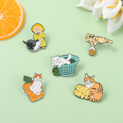 European and American New Animal Series Alloy Brooch Creative Cartoon Cat Auction Style Paint Badge Wholesale