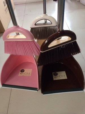 Factory Supply Support Wholesale Household Cleaning Daily Necessities Environmental Protection Plastic Broom Dustpan Combination Set Garbage Shovel