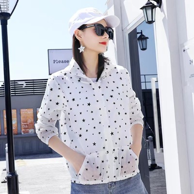 Sun Protection Clothing for Women 2022 Spring and Summer Solid Color Ultra-Thin Breathable Quick-Drying UV Protection Sun-Protective Clothing Unisex Coat