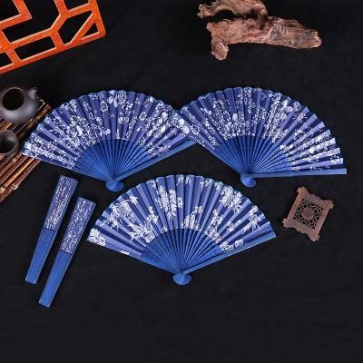 2022 New Fashion Classical Elegant Blueprint Cloth Folding Fan Beautiful Art Flower Bamboo Fan Classic Fan