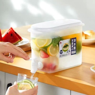 Home Cold Water Kettle Refrigerator Cold Drink with Faucet Summer Large Capacity Lemon Toner Juice Jug Cold Water Bottle