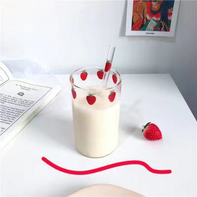 INS Creative Cup Girl Heart Simple Cute Milk Cup Strawberry Simple Straw Glass Cup