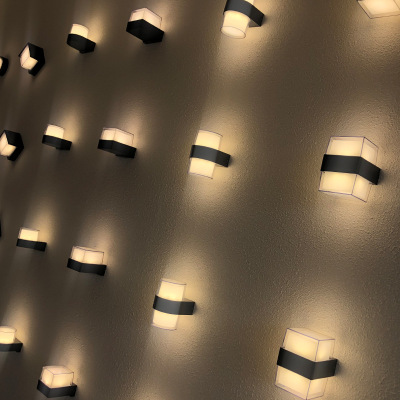 Modern Minimalist Acrylic Die-Cast Wall Lamp Balcony Corridor Aisle Wall Lamp Nordic Creative LED Wall Lamp