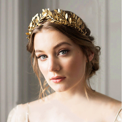 Baroque Golden Leaf Crown Headdress European and American Golden Leaf Hairware Metal Mori Girl Personality Tuinga