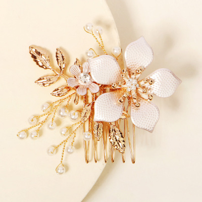 New Arrival Wedding Accessories Fashion Fabulous Pearl Hair Comb Wedding Dress Accessories Alloy Flower Bridal Hair Comb