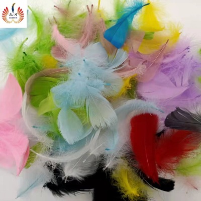 Filling Dyed Hot Goose Feather Medium Ticket Feather Dream Catcher Chandelier Bounce Ball Accessories Christmas Decorative Pendant Accessories