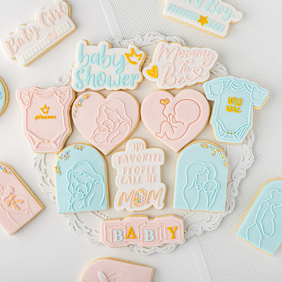 Baking Tool Mother Pregnant Mother Fondant Cookies Embossing Mold Boys and Girls Baby Clothes Frosting Love Cutter