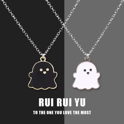 Black and White Ghost Ghost Necklace Pendant Men Hip Hop Cool Women Couple Accessories Sweater Chain Halloween Gift