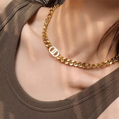 Internet Hot Gold Thick Straps Pairs Letter D Alloy Necklace Women's Hip Hop Cool Short Clavicle Chain All-Match Jewelry