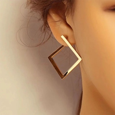 Simple Rhombus Earrings Exaggerated Geometry Three-Dimensional Earrings Square Back-Shaped Niche Cold Earrings