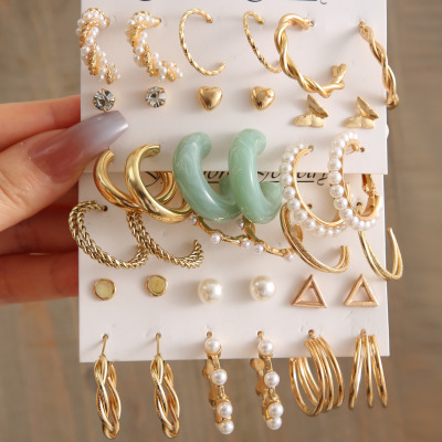 Hot Selling Product C- Shaped Earrings Wholesale Creative Retro Temperament Pearl and Circle Earrings Set Nine-Piece Set